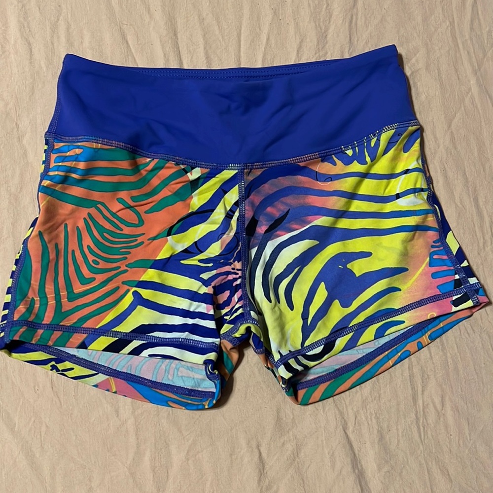 Unbranded athletic short size 4 preowned neon zebra